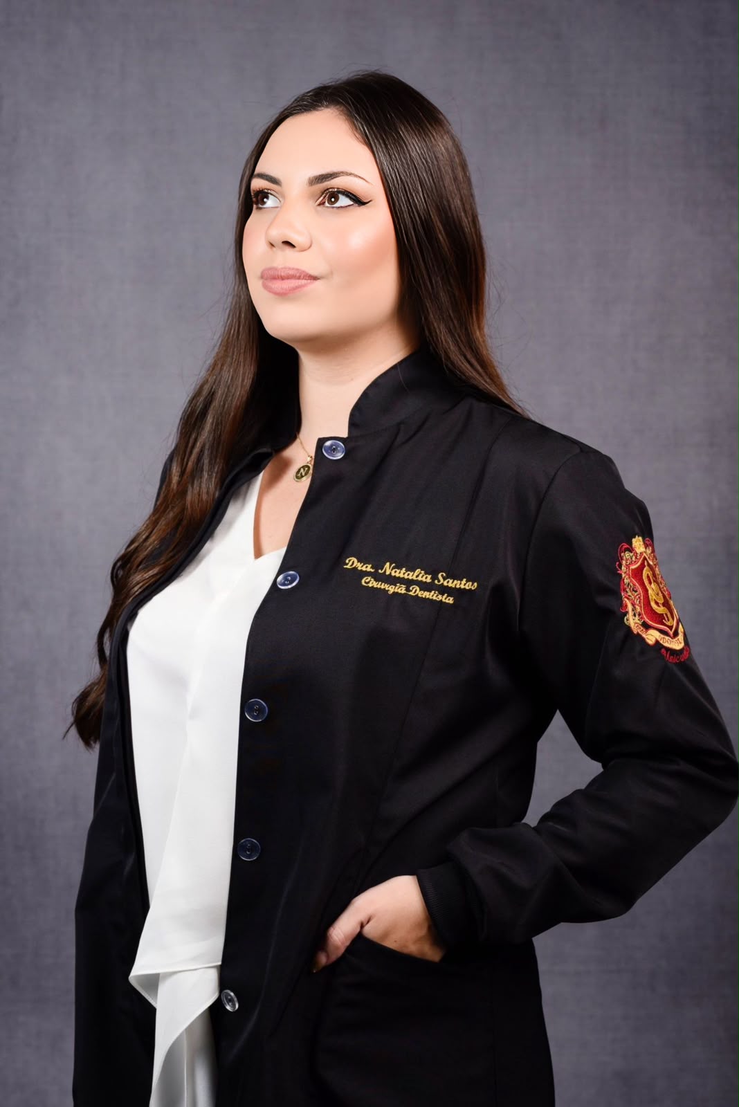 Dra. Natália Santos — Cirurgiã-Dentista em Curitiba